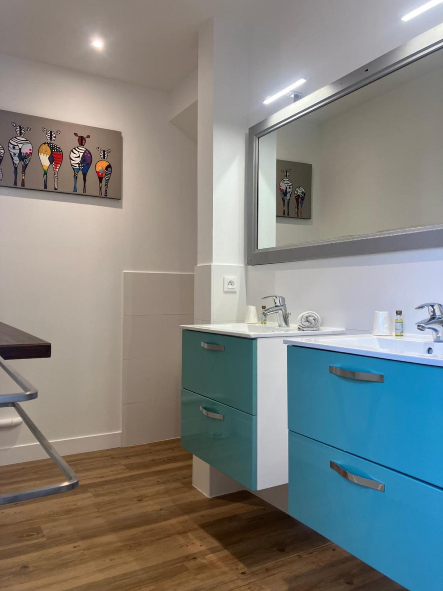 Hotel Du Nord Chambres Familiales Fontaines  ภายนอก รูปภาพ